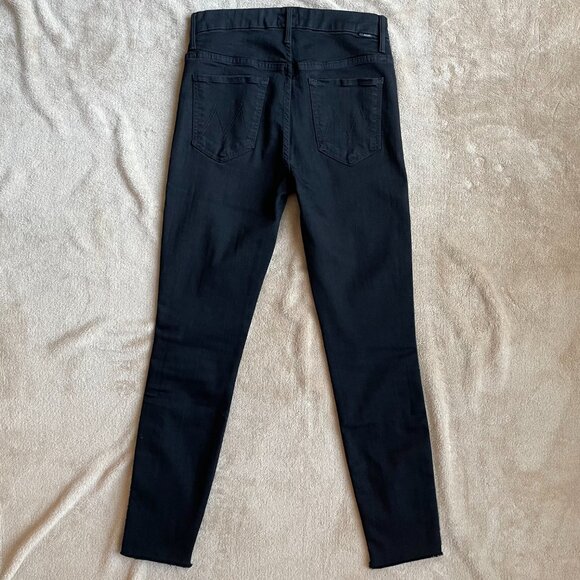 Mother High Waisted Looker Ankle Fray-Guilt Flash - Picture 3 of 13